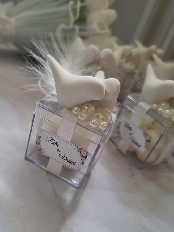 یاد بود شمع روبیک برای عروسی و عقد