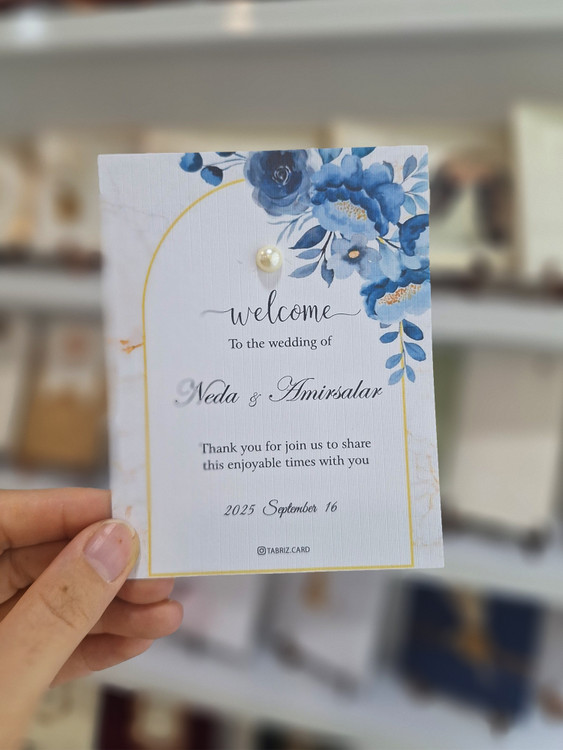 ولکام کارت عروسی با چاپ اختصاصی و تزئین مروارید طرح آبی دلربا